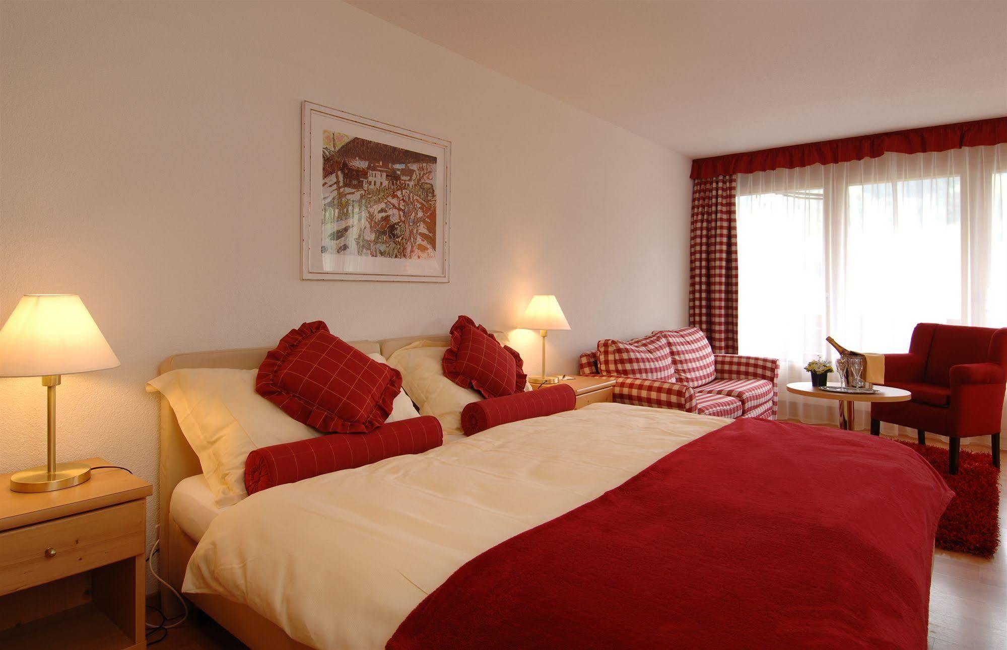 Chalet-Hotel Beau-Site Αντελμπόντεν Δωμάτιο φωτογραφία